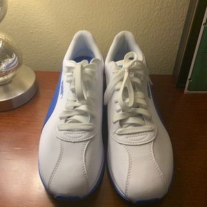 Puma “Roma” white/blue color way
